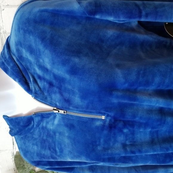 Jolie & Joy from ftc with love Sweat Suit in a Subtle Blue TieDye - Picture 2 of 10